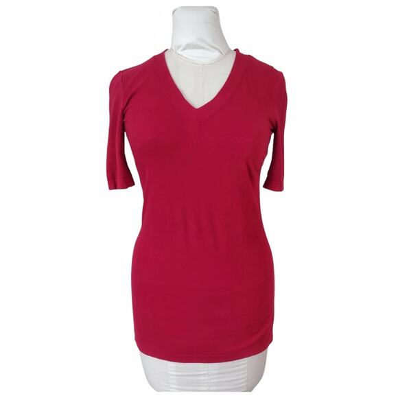 WOLFORD Red Knit V-neck T-Shirt Size S Stretchy Business Basic Short Sleeve - Picture 1 of 8